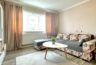Apartament renovat 2 camere decomandate Intre Lacuri!