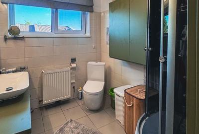 Casă cu 5 camere cu Teren 350 Mp în Domnești - 3