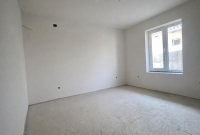 Casă individuală cu 6 camere cu Teren 667 Mp în Central - 8