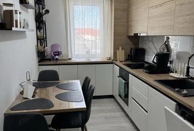 Apartament cu 2 camere decomandat în Central - 3