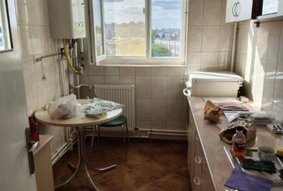 Apartament cu 3 camere semidecomandat în Berceni - 3