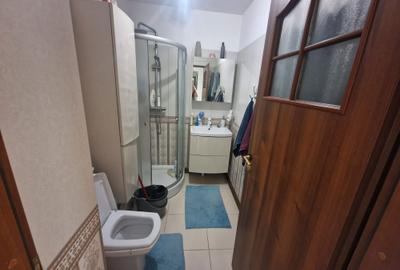 Apartament cu 4 camere decomandat în Calea București - 5