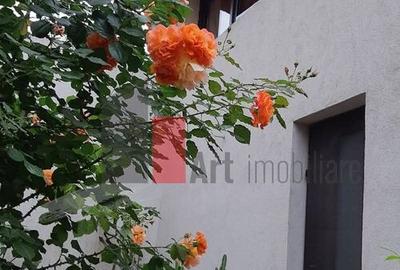 Vila/Casa de inchiriat in zona Pietii Dorobanti