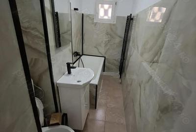 Inchiriez apt.1cam .bloc de 4 etaje ,etaj intermediar 1 - 2