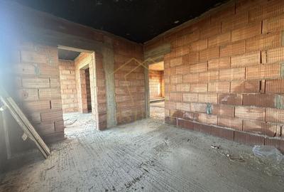 Duplex deosebit cu 5 camere despărțiți prin camera tehnica | Urseni - 6