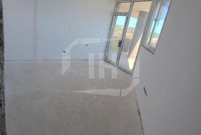 Apartament cu 4 camere semidecomandat în Între Lacuri - 15