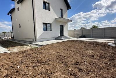 Casă individuală cu 5 camere cu Canalizare în Bragadiru - 1