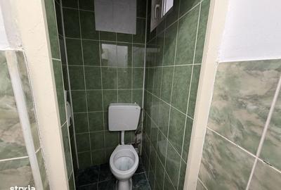 Spațiu comercial, de 42 mp, în Central - 7