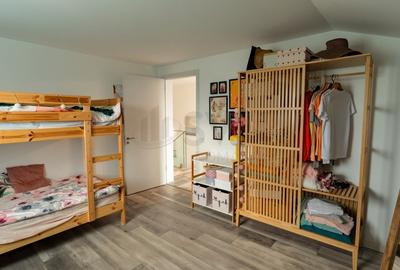 Casă individuală cu 4 camere cu Canalizare în Central - 18