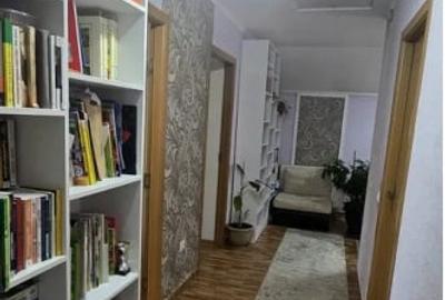 Casă individuală cu 4 camere cu Canalizare în Popas Păcurari - 9