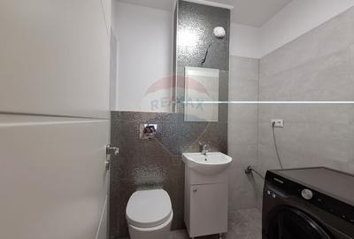 Apartament nou, de vanzare 3 camere 2 bai, et 1 - 8
