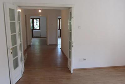 Apartament cu 3 camere semidecomandat în Calea Călărașilor - 2