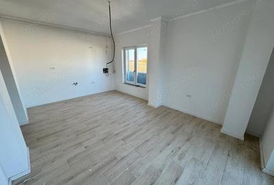 Apartament cu 4 camere decomandat în Giroc - 5