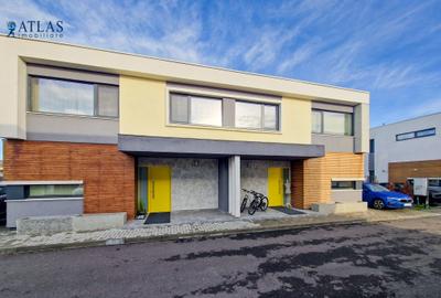 Vila, 110 mp. locuibili, curte 90 mp., 2 niveluri, 2 parcari, finisaje premium - 1