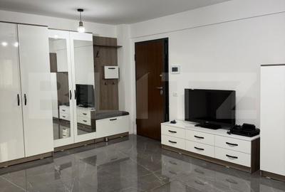 Apartament cu 2 camere semidecomandat în Central