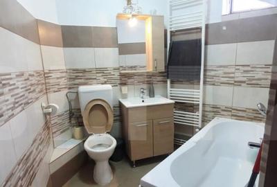 Apartament cu 4 camere, 80 mp, zona Micro 15 Satu Mare - 2