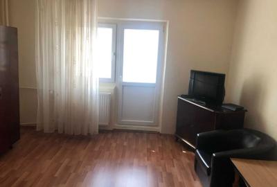 Garsonieră decomandată în 13 Septembrie - 2