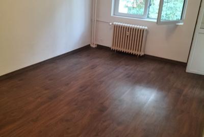 Apartament 3 Camere,Lacul TEI,Teiul Doamnei.bl.1984 2/8,DECOMANDAT, 2bai, - 5