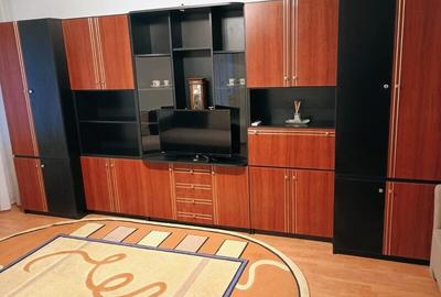 Garsonieră decomandată, mobilată în Ștefan cel Mare