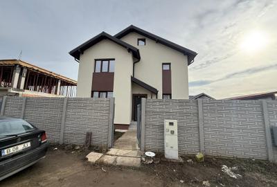 <Casa individuala P+1E> 4 camere 2 bai 320mp teren - 1