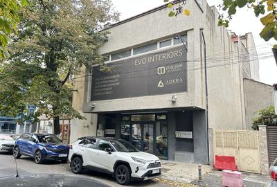 Spațiu comercial, de 444.17001342773 mp, în Central