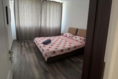 Apartament cu 4 camere semidecomandat în Central - 1