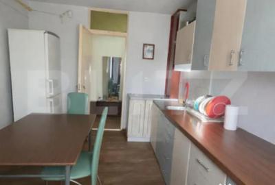 Apartament cu 3 camere decomandat în Central - 1