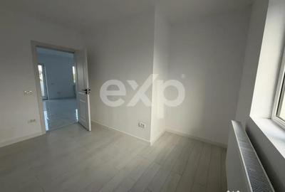Apartament cu 4 camere decomandat în Central - 3