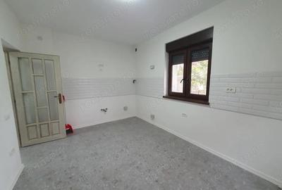 De inchiriat 3 camere la parterul unei Vile- 2537 - 2