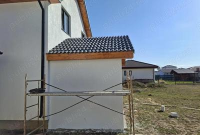 Casă cu 3 camere cu Teren 444 Mp în Central - 1