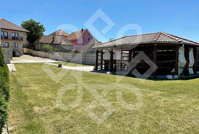 Pensiune cu 7 camere de vanzare in Baile 1 Mai - 4