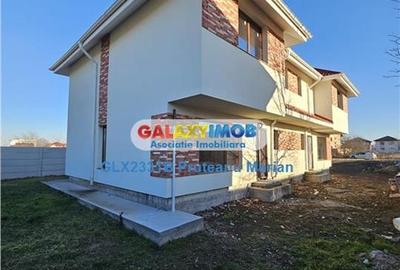 Casă individuală cu 4 camere cu Canalizare în Central - 2