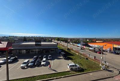 Apartament cu 4 camere decomandat în Central - 9