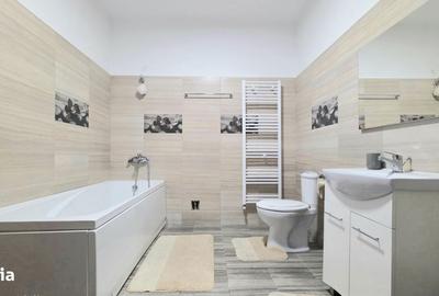 Casă cu 4 camere decomandat în Central - 3