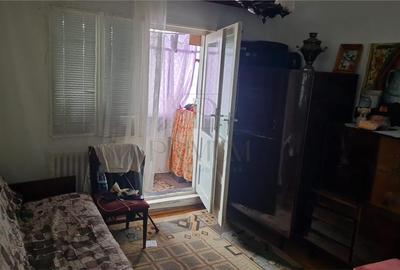 Apartament cu 3 camere decomandat în Lipovei - 3