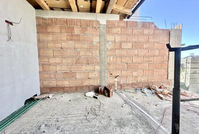 Duplex cu 5 camere cu Canalizare în Moșnița Nouă - 9