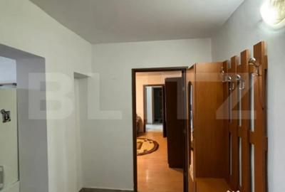 Apartament cu 2 camere semidecomandat în Decebal - 5