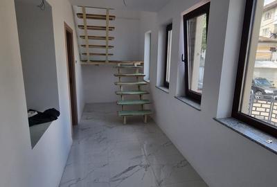 Casă cu 4 camere cu Teren 200 Mp în Central - 8