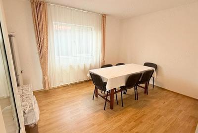 Casă cu 7 camere cu Teren 2745 Mp în Malu - 1