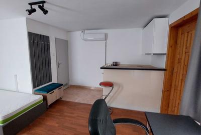 Apartament decomandat în Între Lacuri - 4