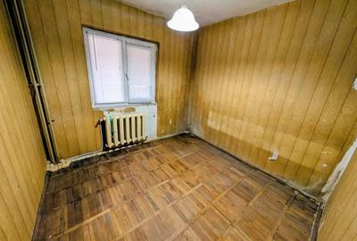 Apartament 4 camere decomandat 80mp 2 bai + balcon de renovat parter Rond Vechi - 3