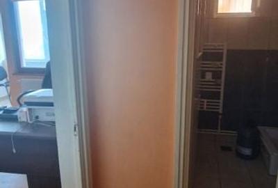 Trei camere etajul 1 , apartament Central. - 16