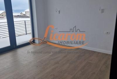 Casă individuală cu 4 camere cu Canalizare în Cristian - 5