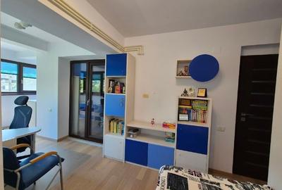 Apartament cu 4 camere decomandat, mobilat în Tomis Nord - 8