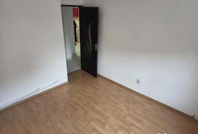 Apartament cu 3 camere decomandat în Cetate - 11
