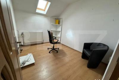 Spațiu comercial, de 84 mp, în Central - 8