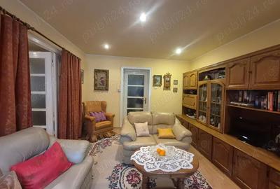 Apartament 2 camere, spatios, stare foarte buna - 1