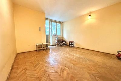 Garsonieră decomandată în Podul de Piatră - 2