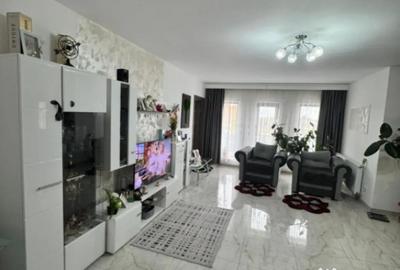 Casă cu 4 camere cu Teren 720 Mp în Satu Nou de Sus