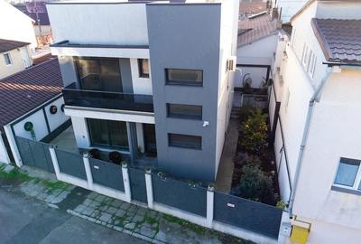 Casă cu Teren 235 Mp în Trocadero - 8